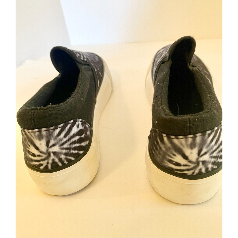 Mudd Poppy Slip On Black Tie Dye Size 7 Shoes Black Tie Dye - Picture 6 of 9